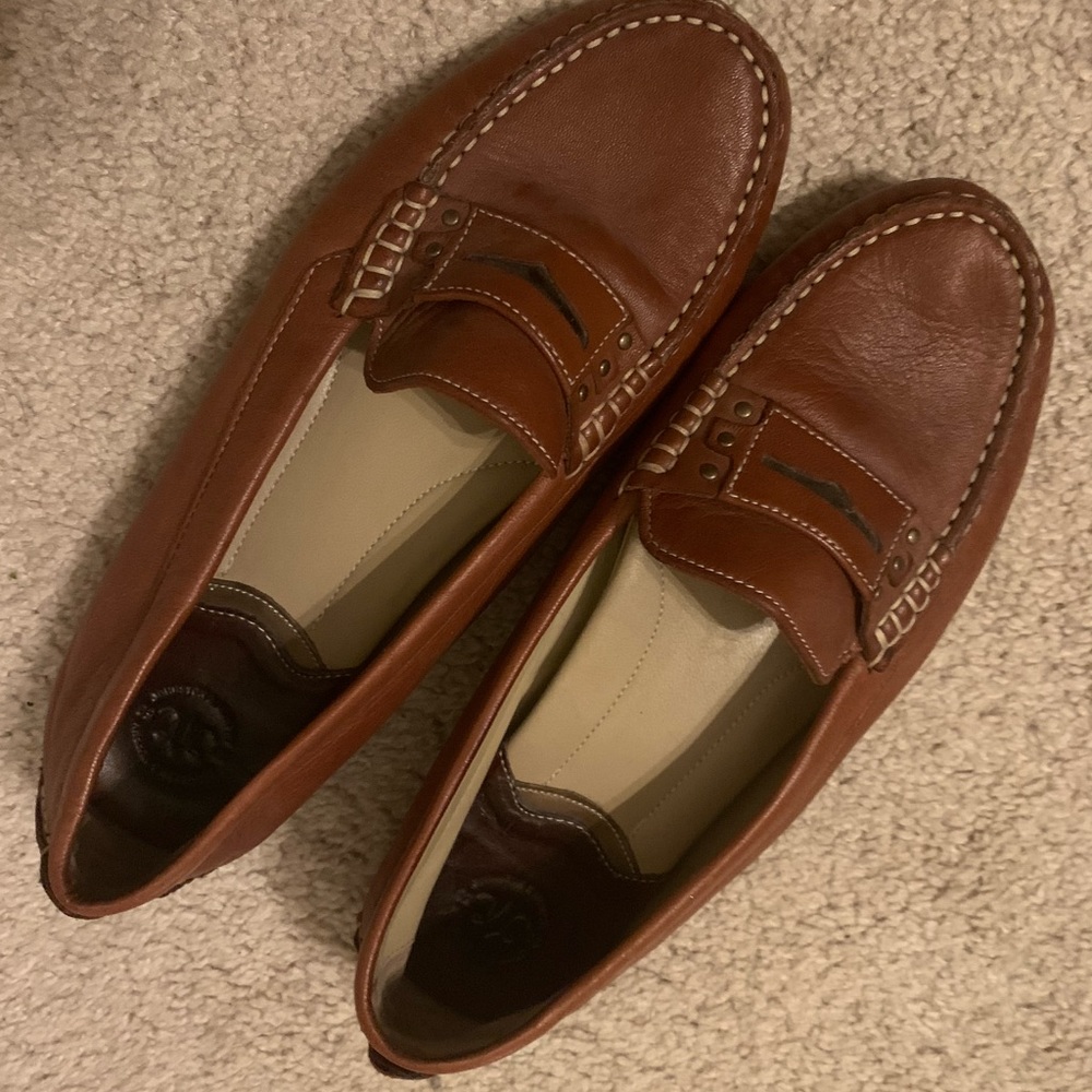Johnston & Murphy brown leather loafer